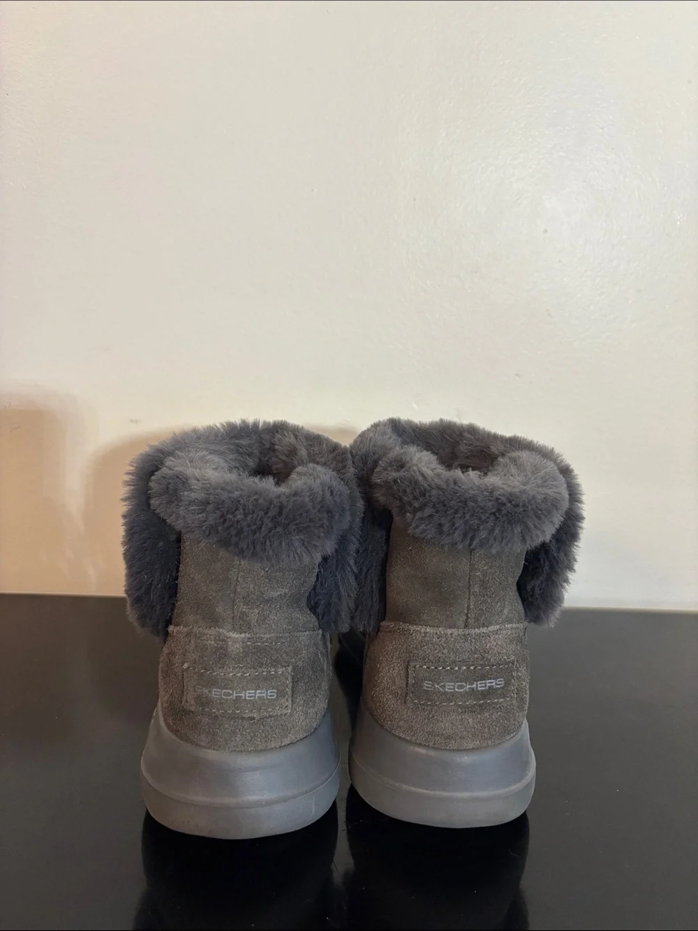 Skechers Gray Suede Faux‎ Fur Lined Ankle Boots